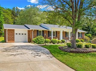 1806 Broadway Dr, Graham, NC 27253