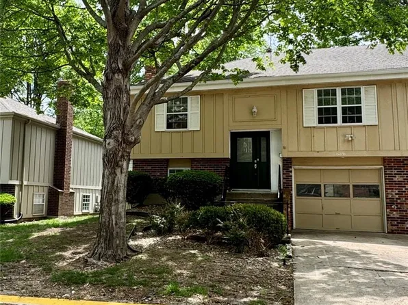 10151 W 96th Ter, Overland Park, KS 66212