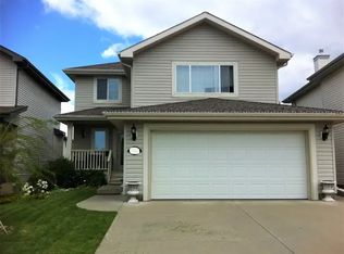 1625 Glastonbury Blvd NW #1A, Edmonton, AB T5T 6P5