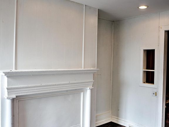 Living room - new floors, ceilings, recessed lights