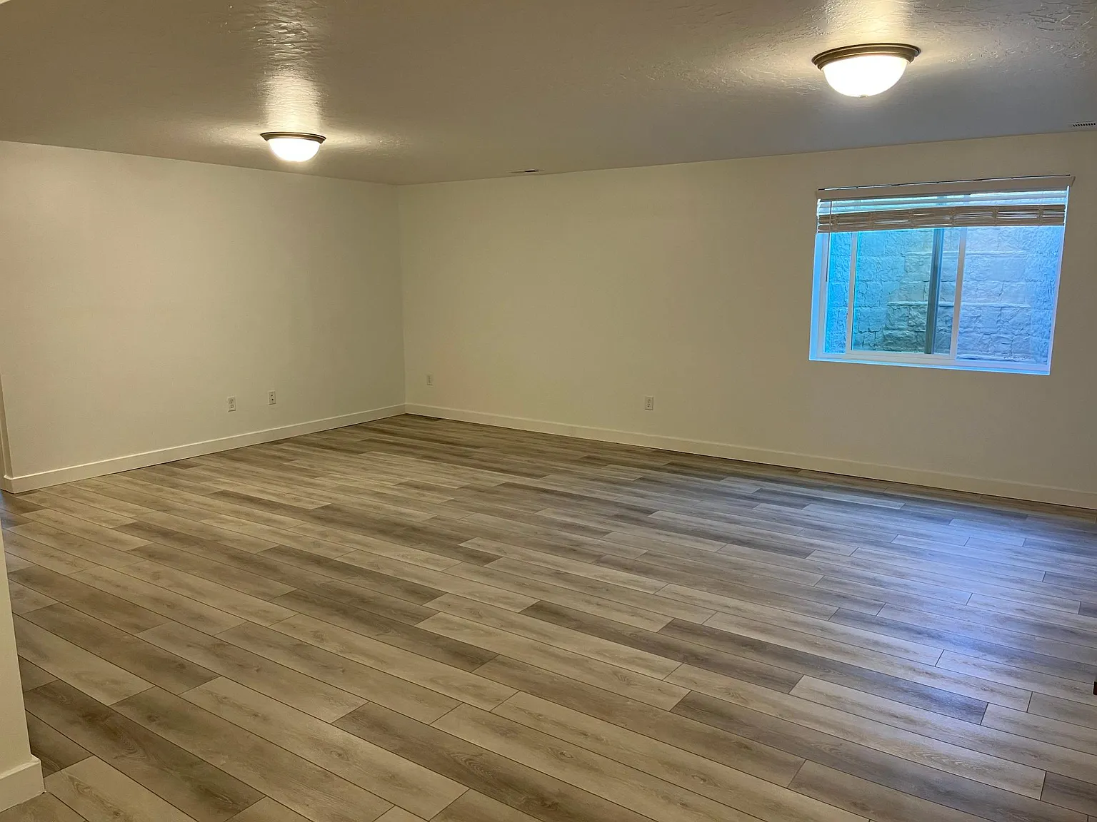 3 bed, 1480 sqft, $1,800 — Photo 3