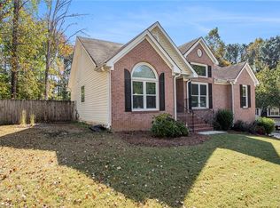 866 Simon Ive Dr, Lawrenceville, GA 30045