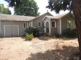 1071 F St, Springfield, OR 97477