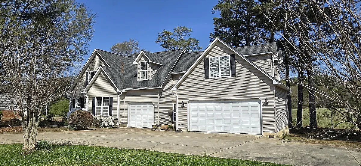 Building Photo - 4 Glen Martin Ln