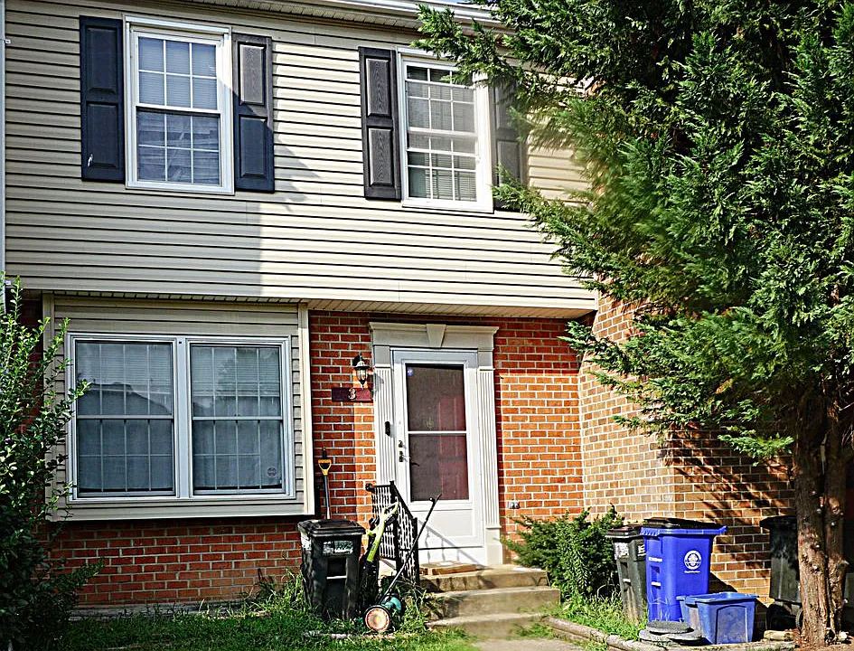3 Crystal Rock Ct