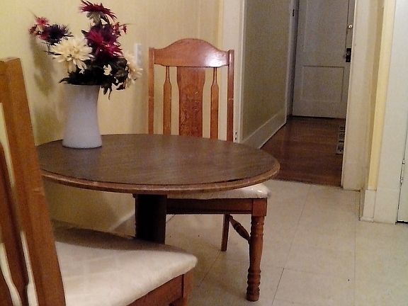 3rd image of 2380 Parkway Pl