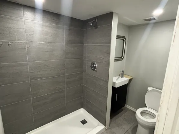 (undisclosed Address), East Meadow, NY 11554