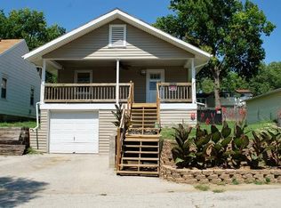 11418 E Simpson Ave, Independence, MO 64054