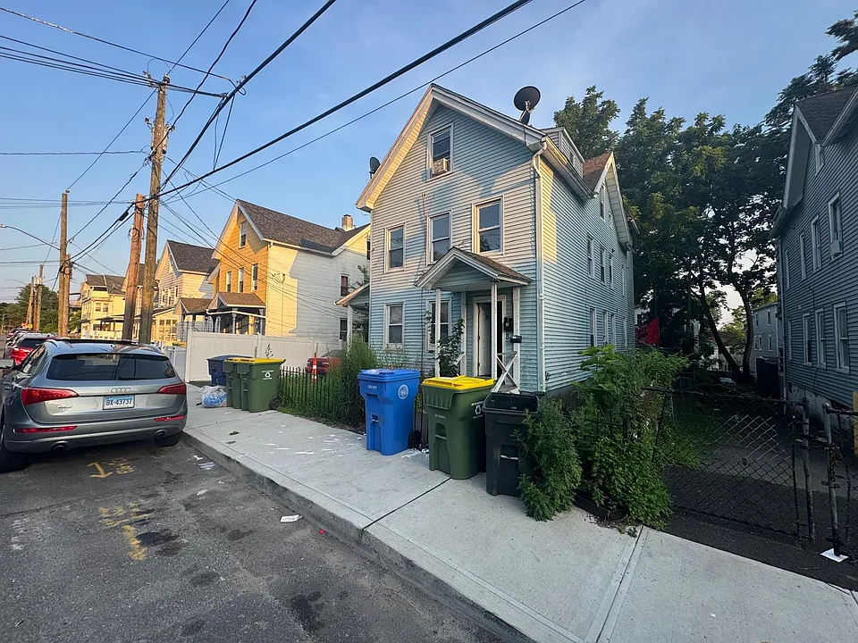 41 Summer St #2