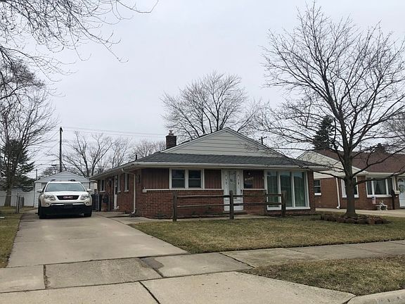 3rd image of 18266 Wendy Ct
