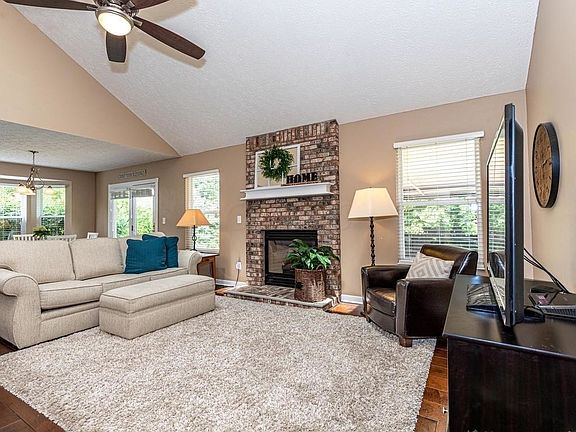 2nd image of 6623 Westbury Dr