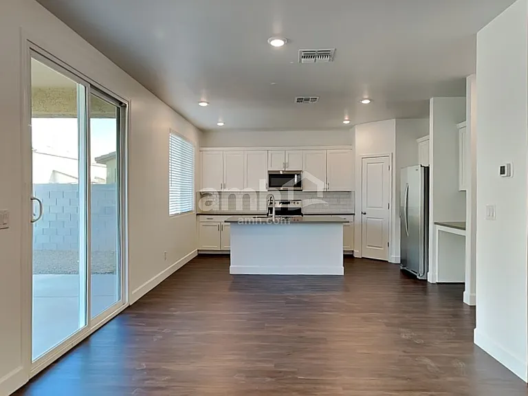 17148 W Townley Ave — Photo 5