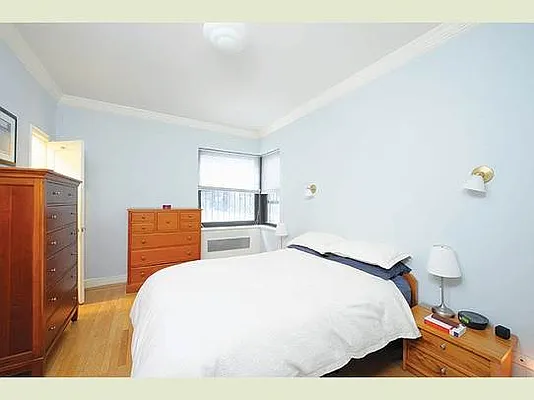 Sold by Stribling | media 13