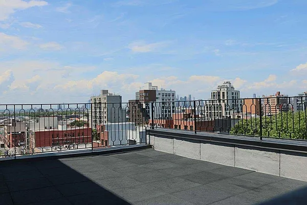 Rented by Lodger Corp | media 6