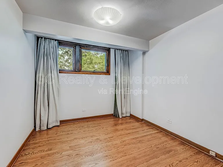 5217 S University Ave #C — Photo 12
