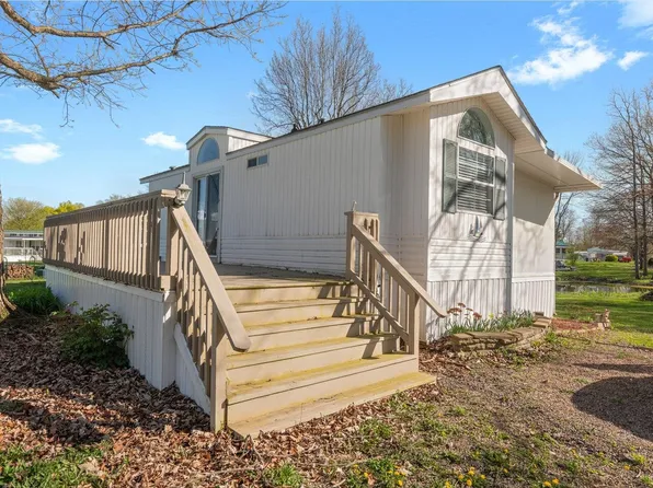 20 Pike Circle, South Hero, VT 05486