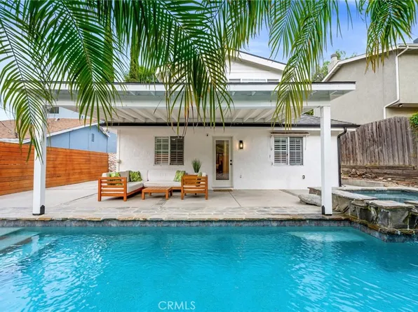 5249 Baza Ave, Woodland Hills, CA 91364