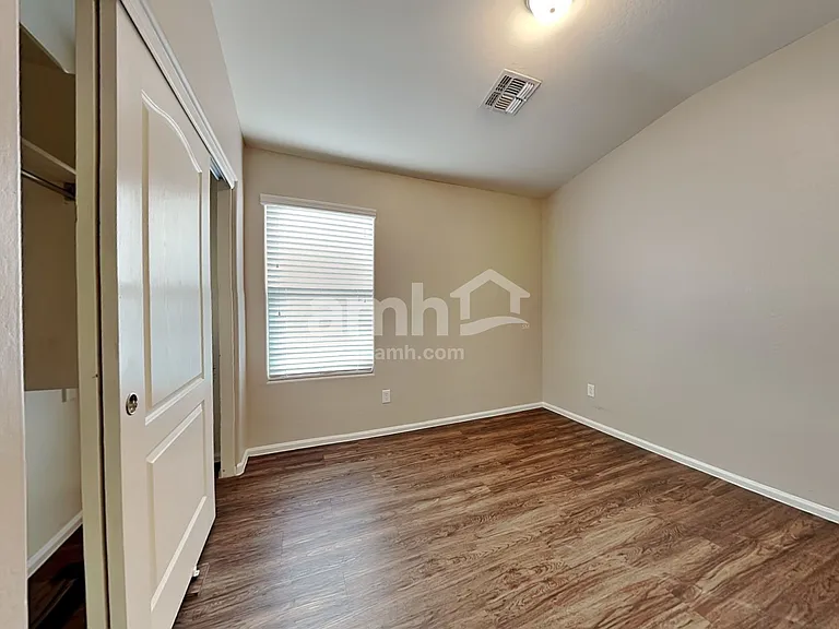 10338 W Wood St — Photo 17