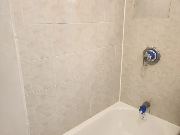 3019 Eastchester Rd Floor 3, Bronx, NY 10469