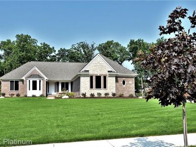 8693 Giovanni Ct, Howell, MI, 48855