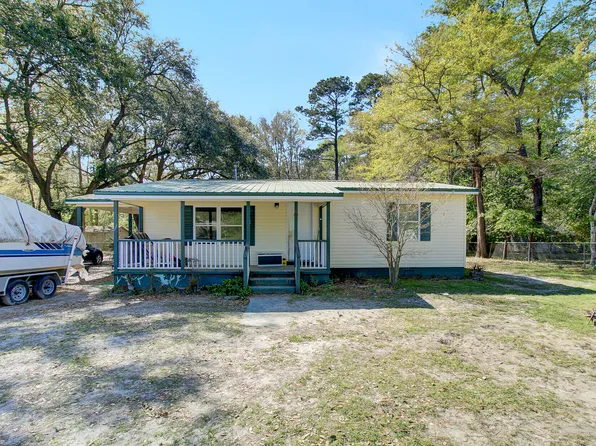 112 Bishop St, Walterboro, SC 29488