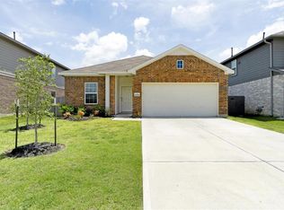 10006 Chase Ct, Baytown, TX 77521