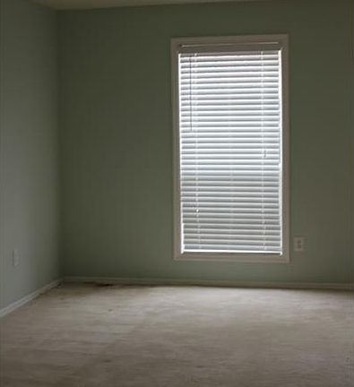 4th image of 1243 Huntington Place Cir