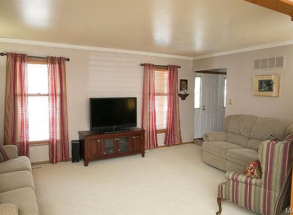 2nd image of 2112 Catanzaro Ct