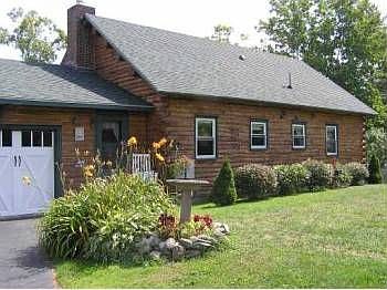 2nd image of 16 Aucocisco Rd