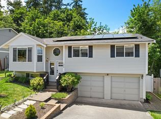 1986 Snowridge Ave, Pt Orchard, WA 98366