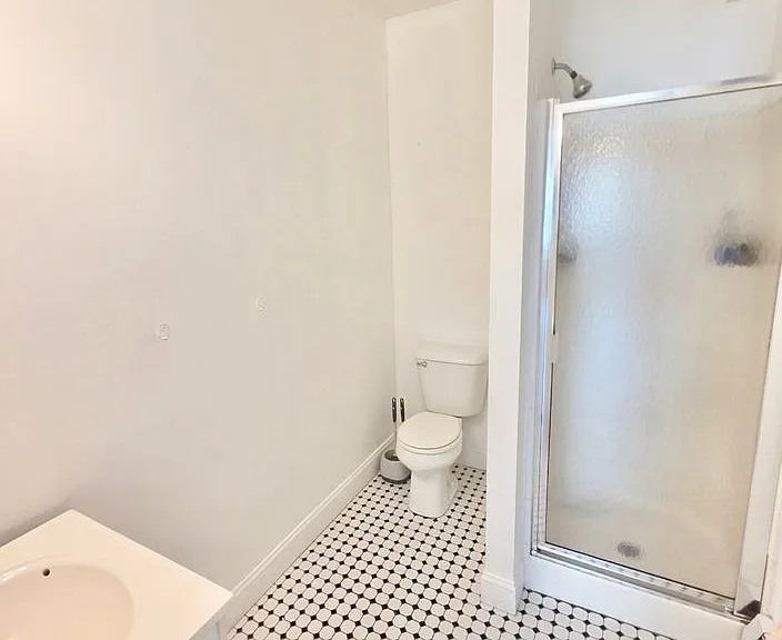 681 Providence St — Photo 8