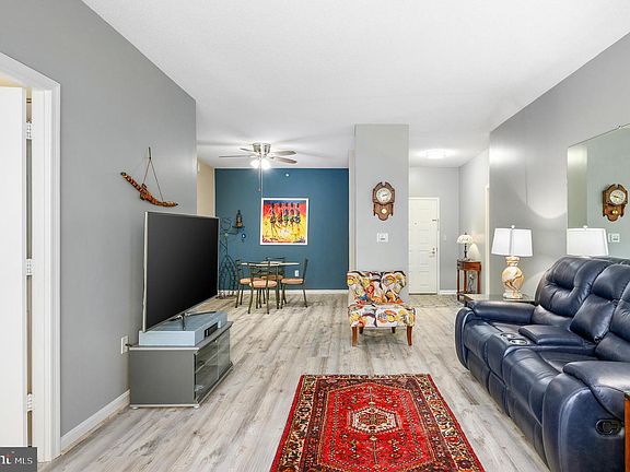 4th image of 19355 Cypress Ridge Ter Unit 422