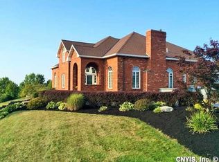 4070 Henneberry Rd, Manlius, NY 13104