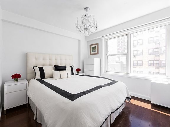 5th image of 370 E 76th St APT C703
