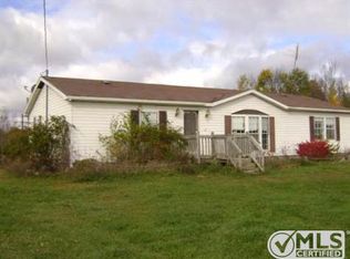 9249 N Glass Rd, Farwell, MI 48622