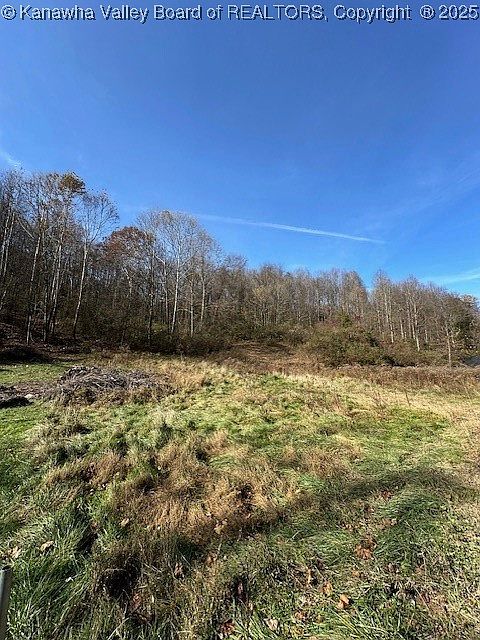 1st image of 213 Plantation Rd