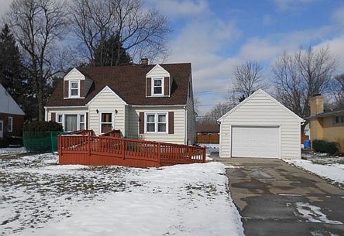 1st image of 45 Willow Dr