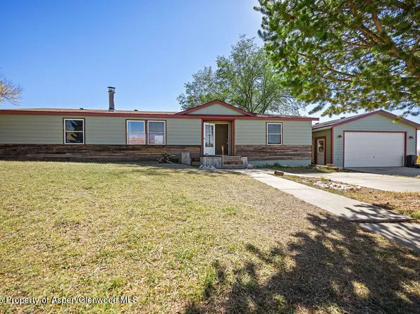 1018 E 11th St, Craig, CO 81625
