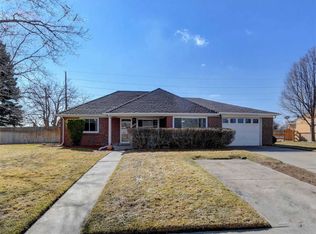 9000 Gyda Dr, Arvada, CO 80002