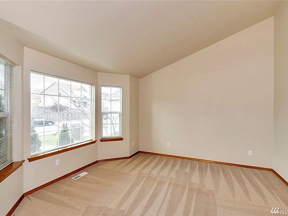 3rd image of 20045 20th Avenue Ct E