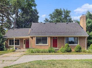 23697 Greenleaf Blvd, Elkhart, IN 46514