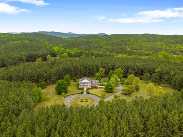 9721 Norwood Rd, Norwood, VA 24581