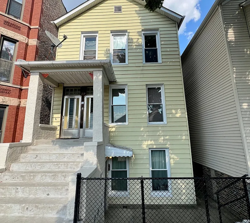 2851 S Emerald Ave #1
