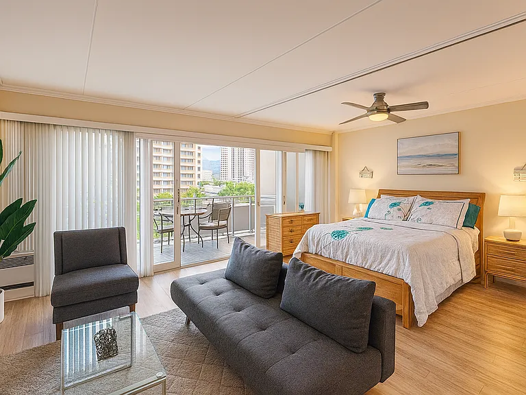 1777 Ala Moana Blvd #711 — Photo 1