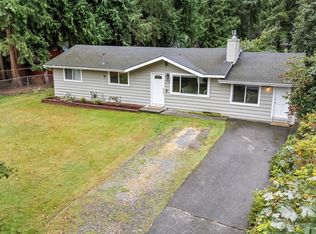 112 Poppy Rd, Bothell, WA 98012