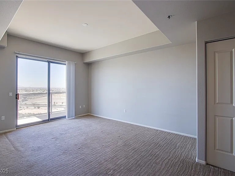 8255 Las Vegas Blvd S #1702 — Photo 12