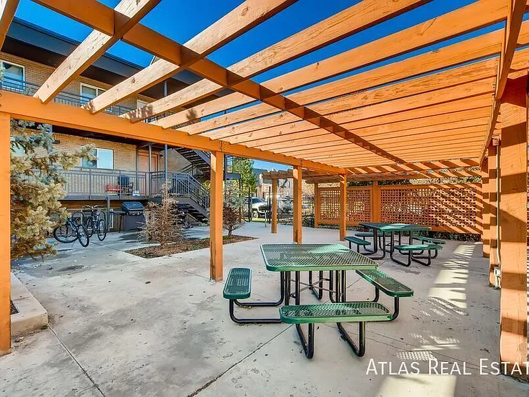 2560 N Ogden St — Photo 22