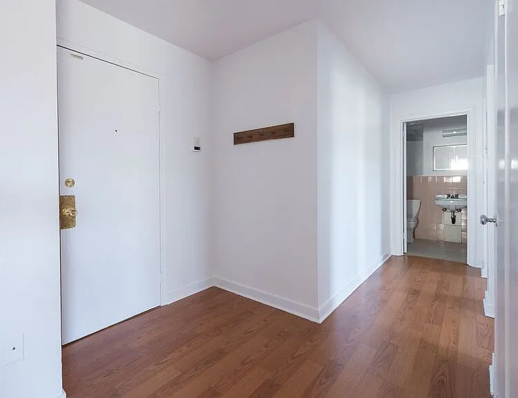 3536 Connaught Ave #6 — Photo 5