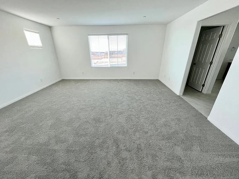 10937 Oregano Ave — Photo 18