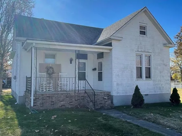 200 W 7th St N, Mount Olive, IL 62069